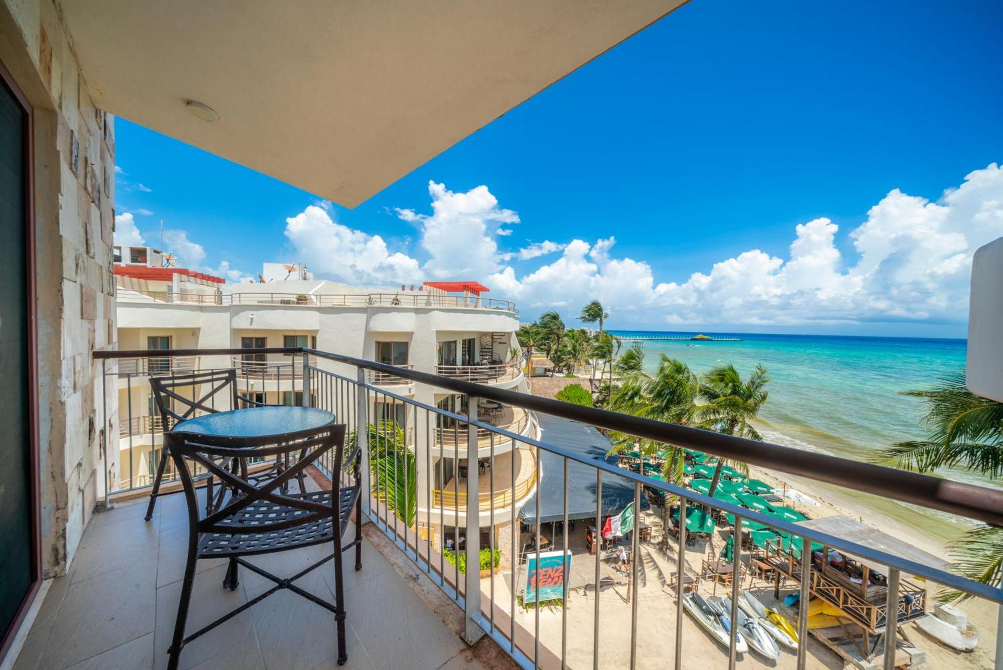 Condo Surf 407 - Beachfront Oceanview 1 Bedroom Condo Rental - at El Faro condos Playa del Carmen Exterior foto